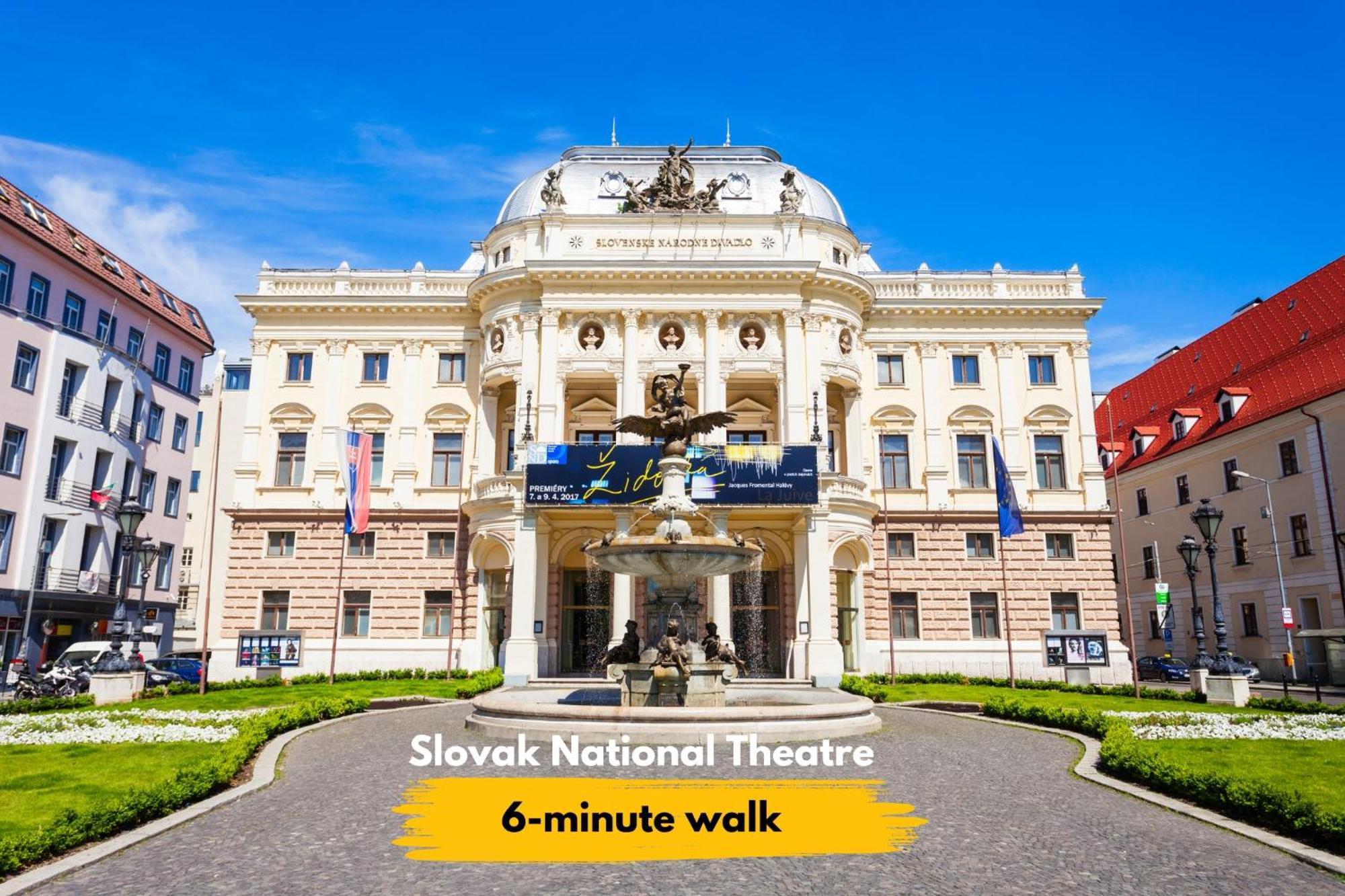 Beautiful Place In Slovakia Bratislava Old Town Center Ngoại thất bức ảnh